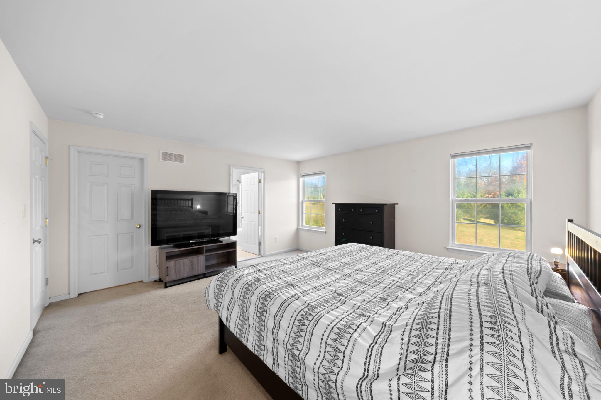 OAK CREEK - Residential