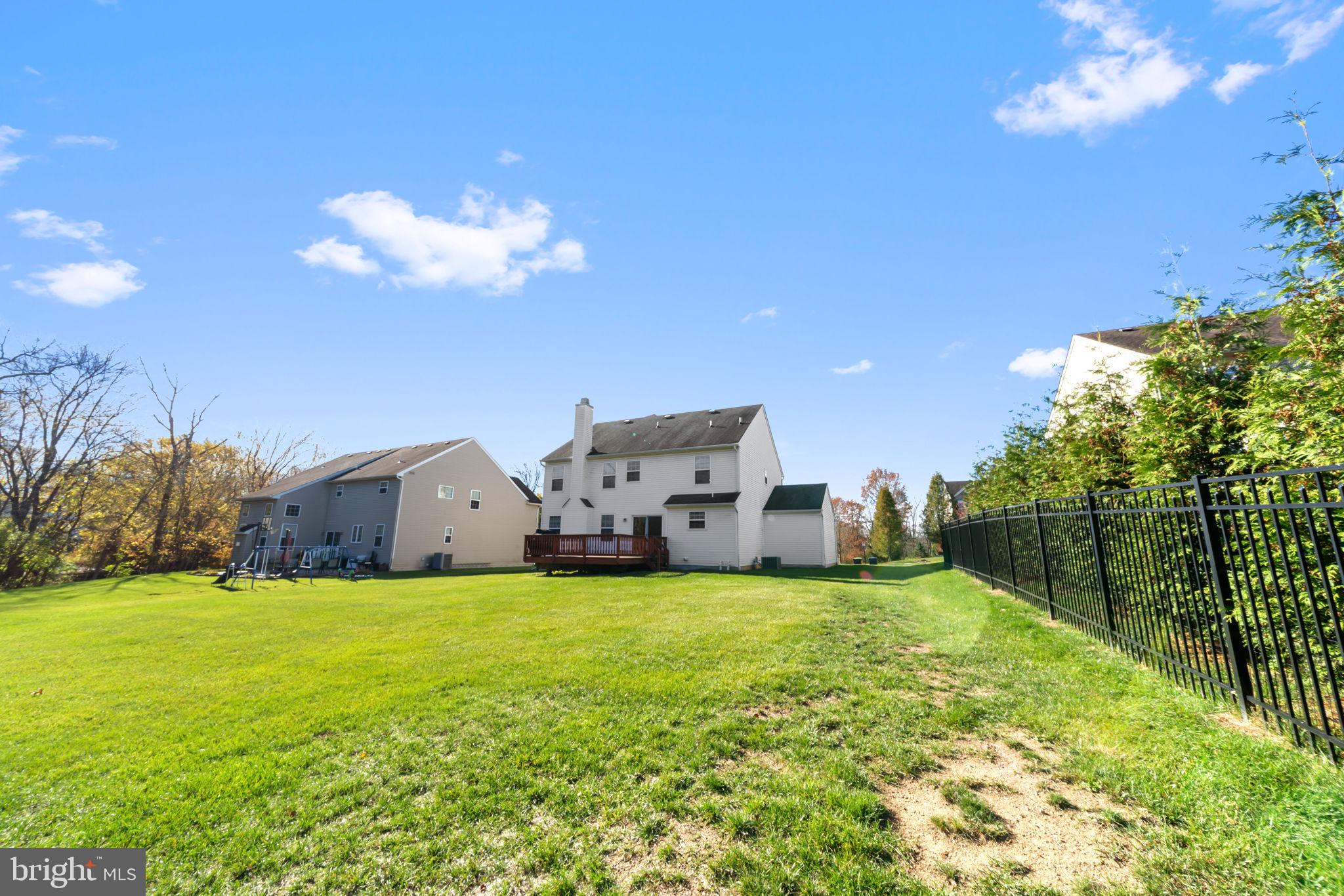 OAK CREEK - Residential