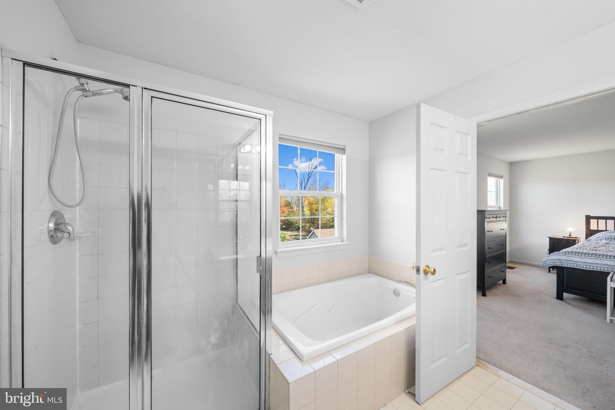 OAK CREEK - Residential