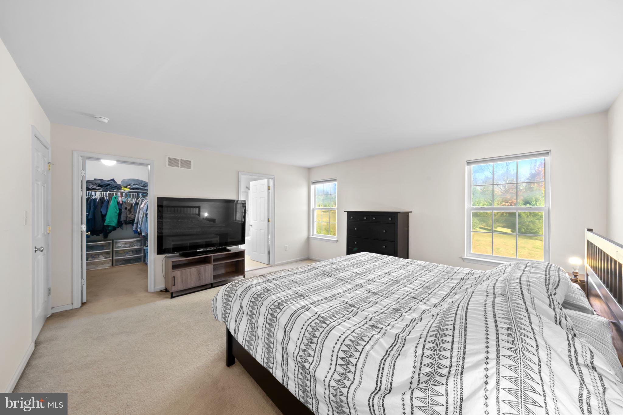 OAK CREEK - Residential