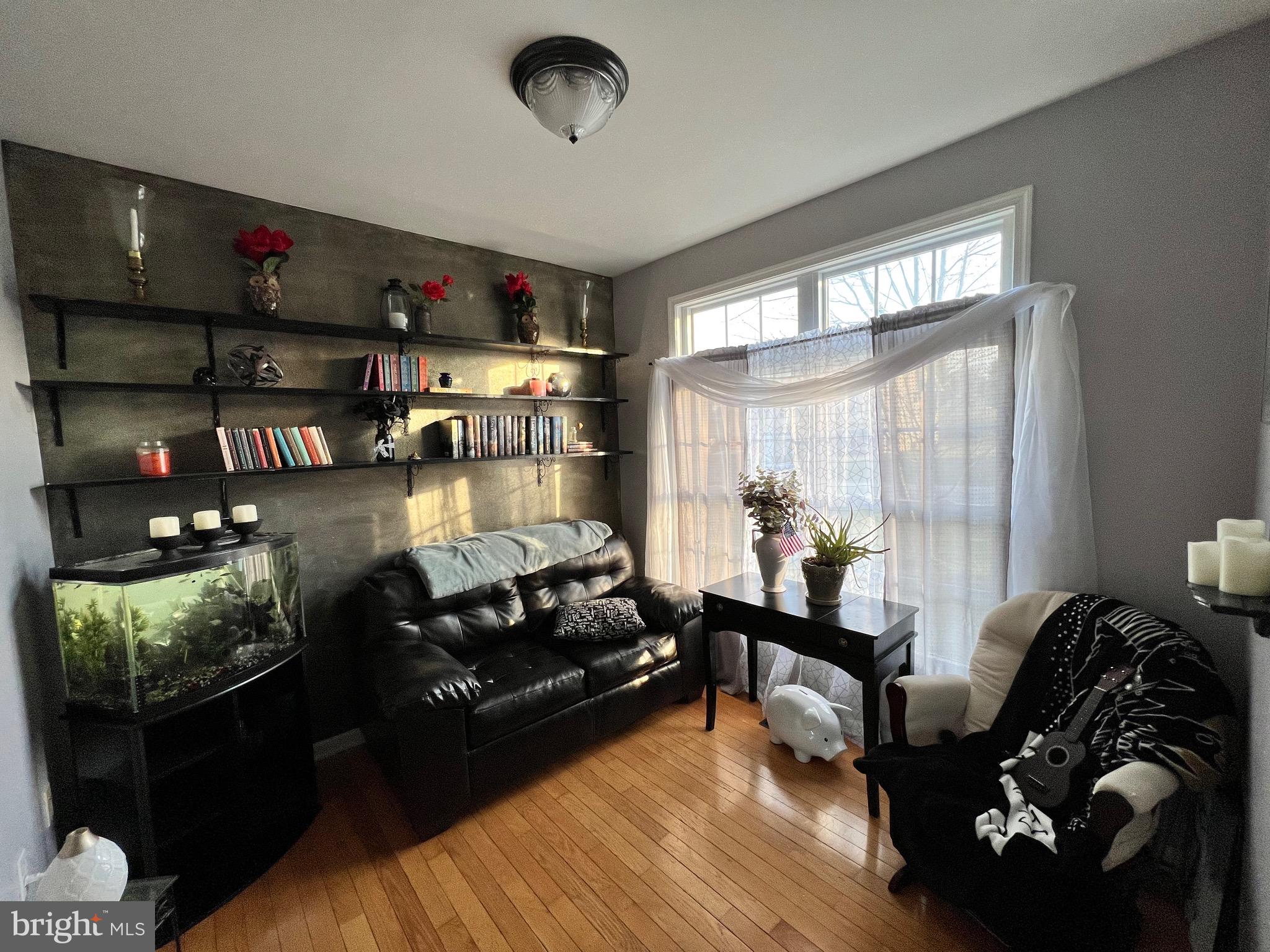 BRIAR RUN - Residential