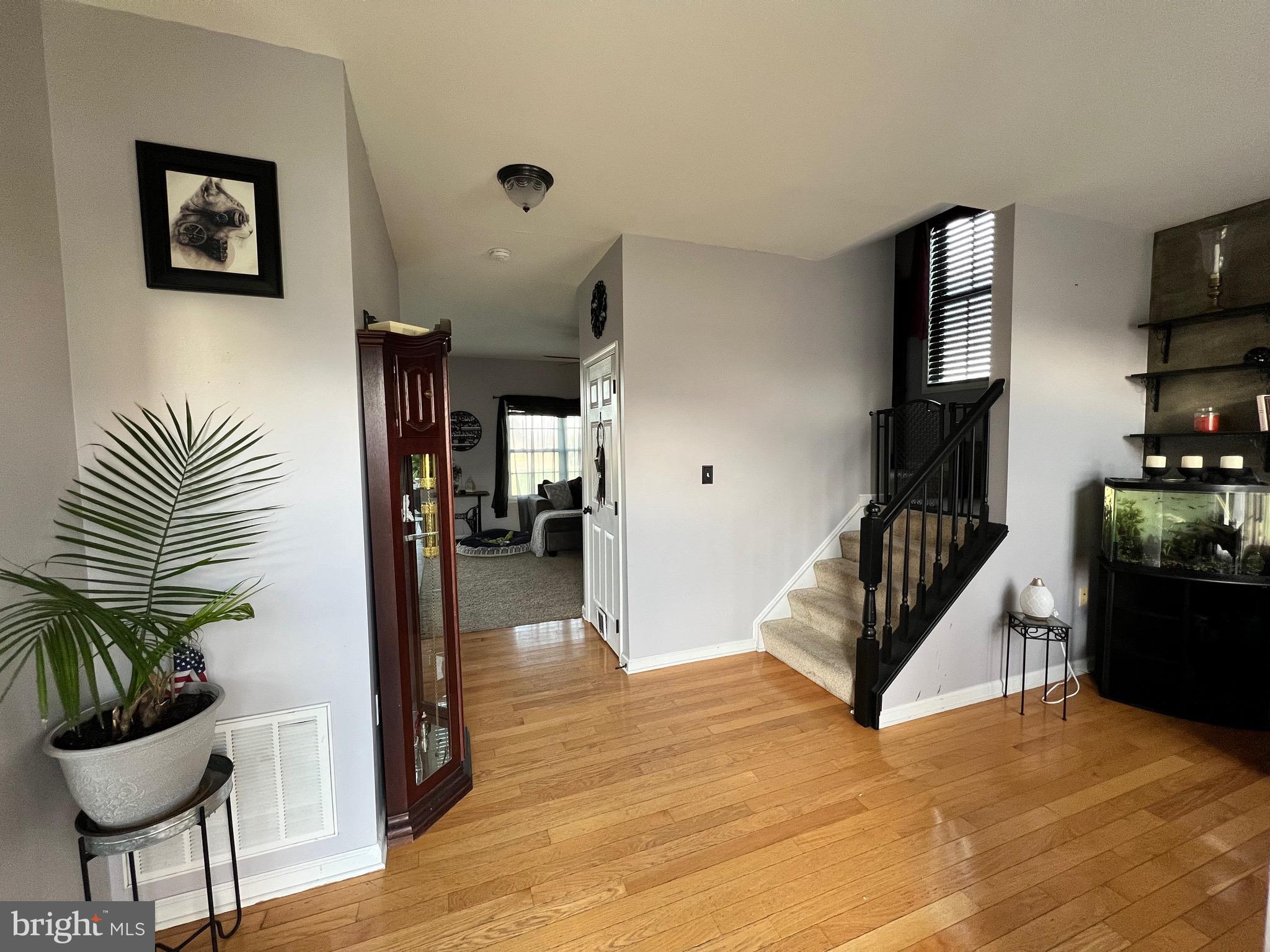 BRIAR RUN - Residential