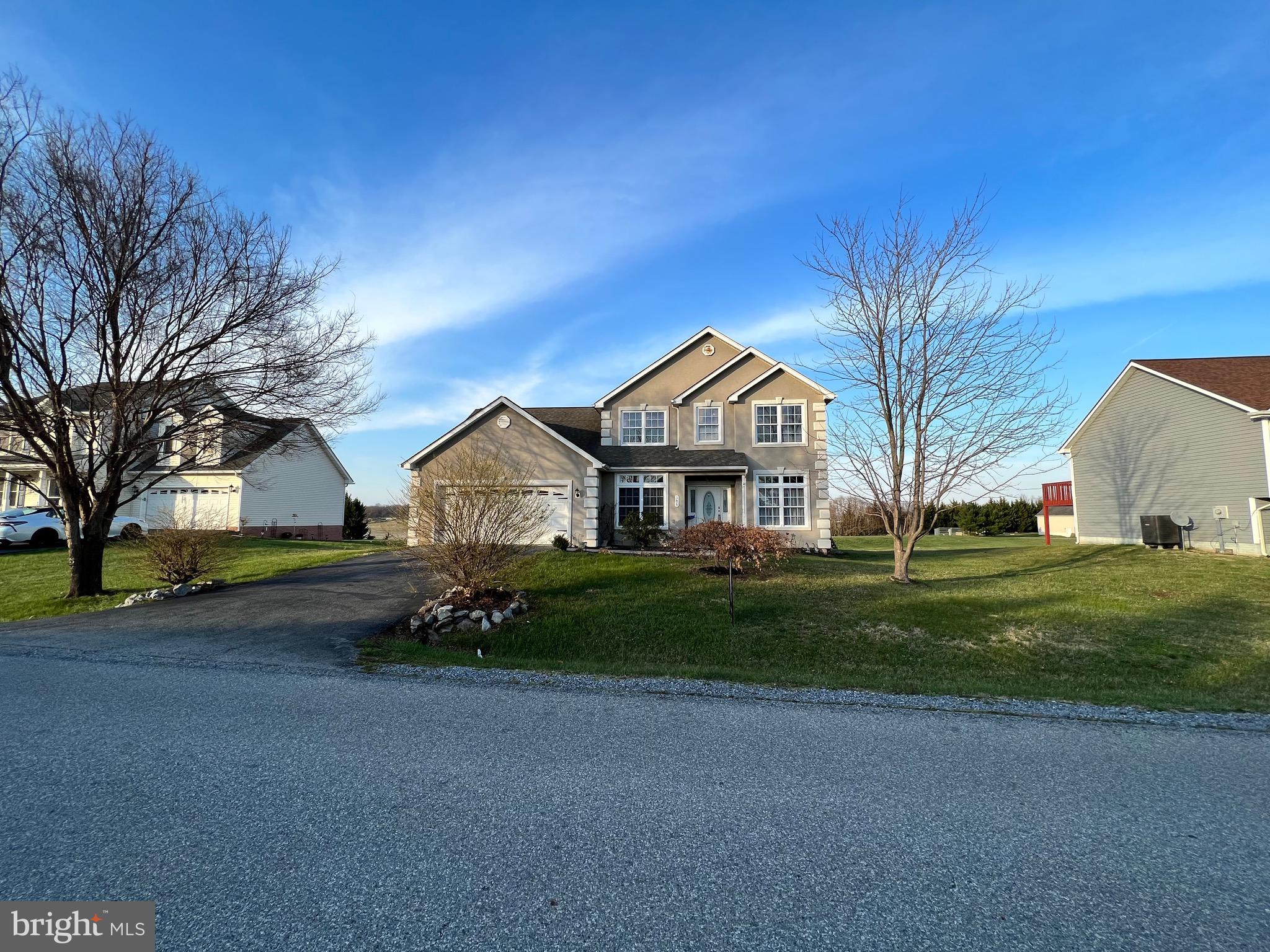 BRIAR RUN - Residential