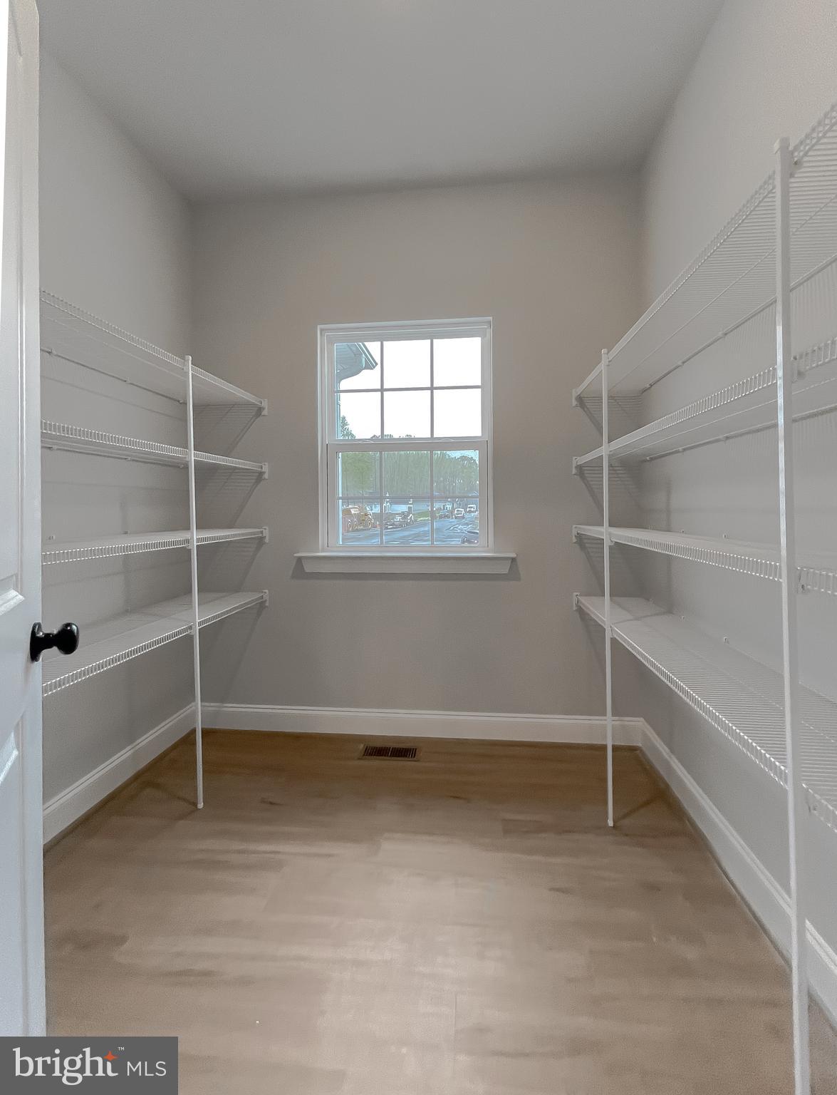 PRESIDENTIAL LAKES - Residential