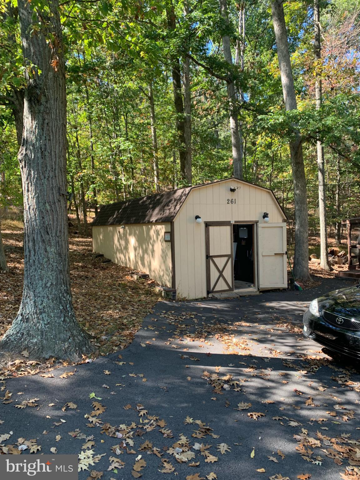 261 TUCKAHOE TRL TRAIL