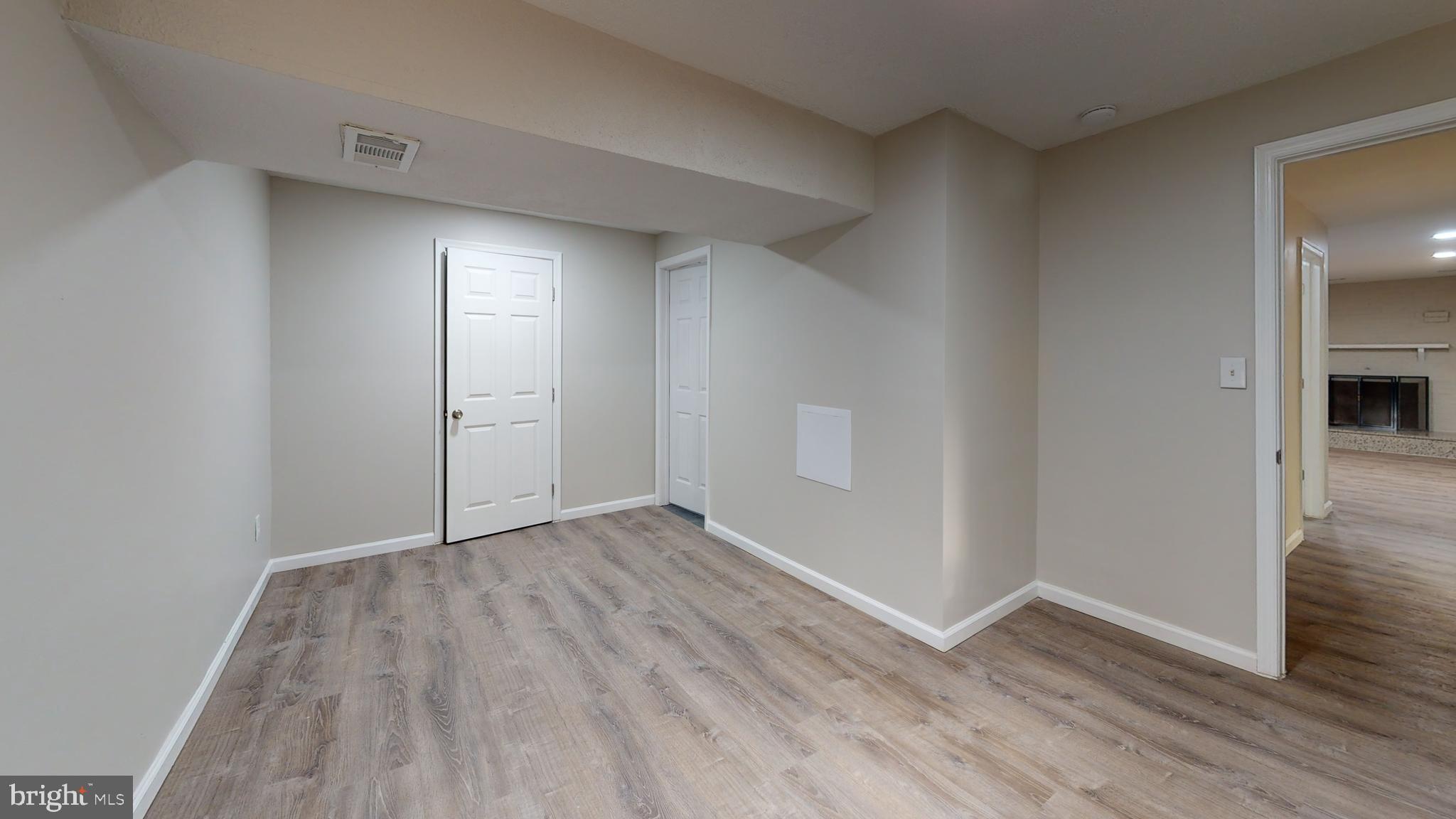 ROSE MARIE - Residential Lease