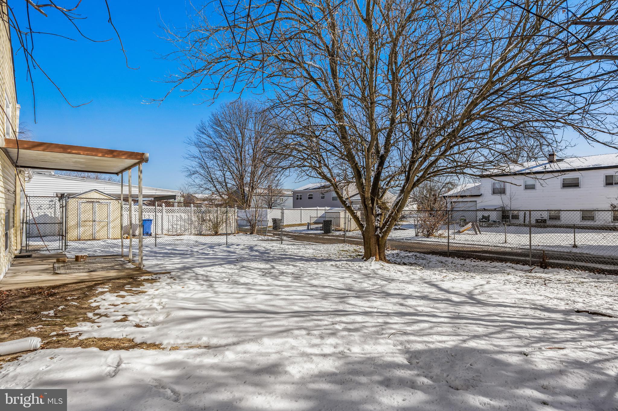 LAKE VALLEY - Residential