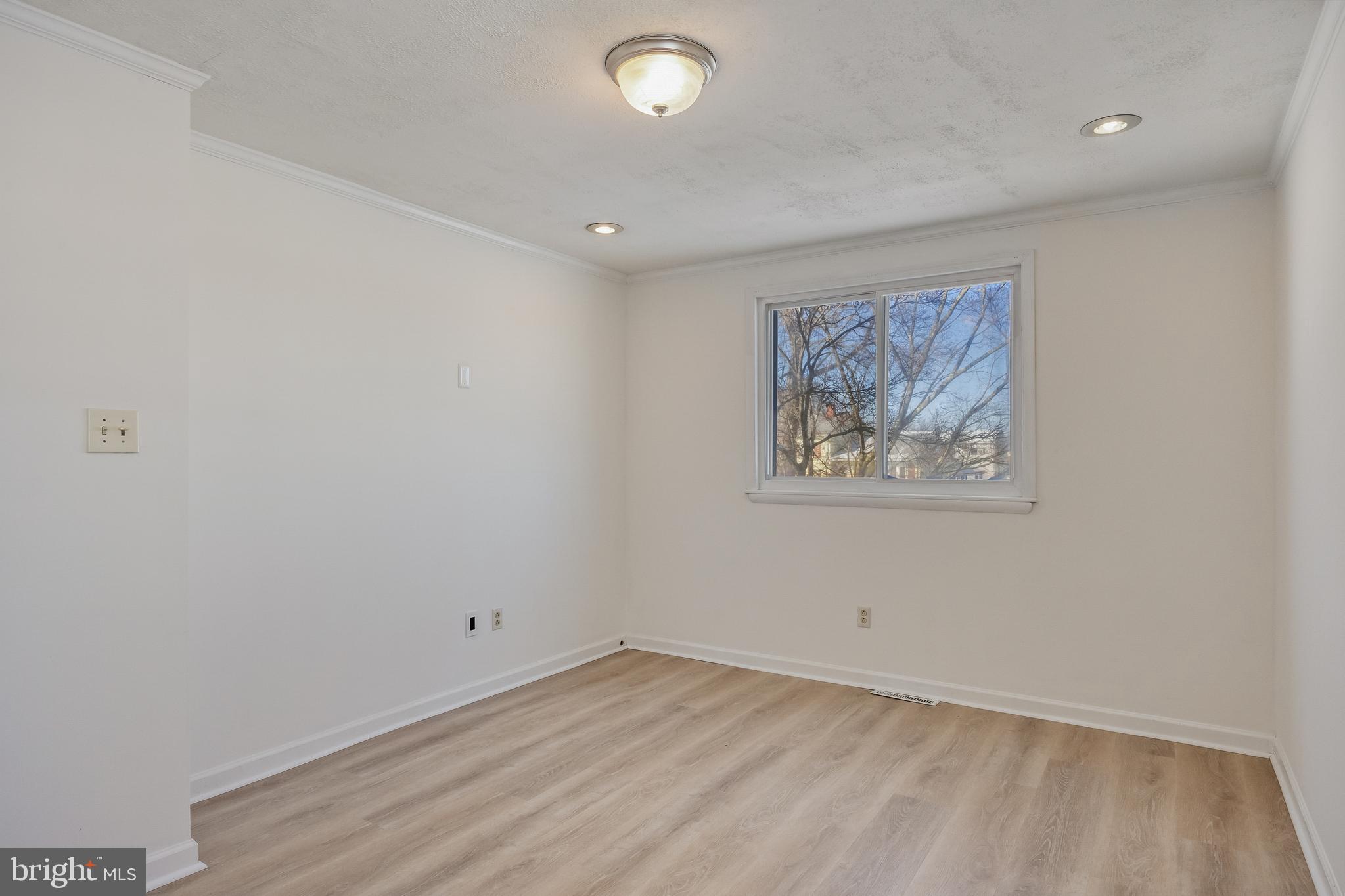 LAKE VALLEY - Residential