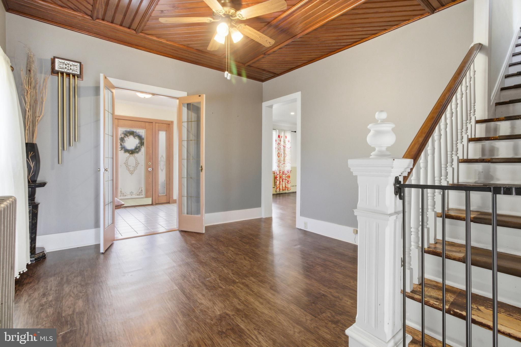 5962 GLEN HOPE BOULEVARD