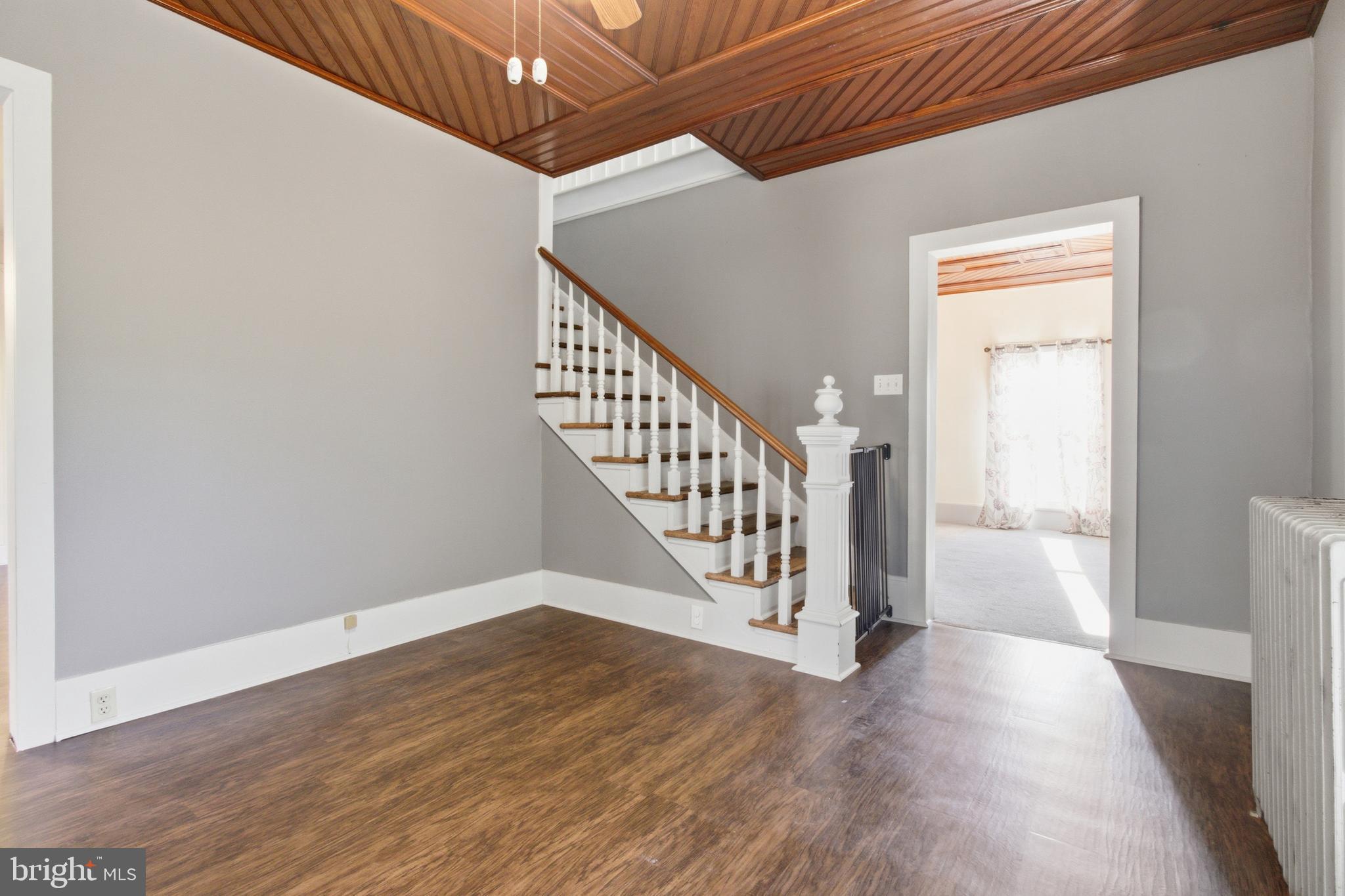 5962 GLEN HOPE BOULEVARD