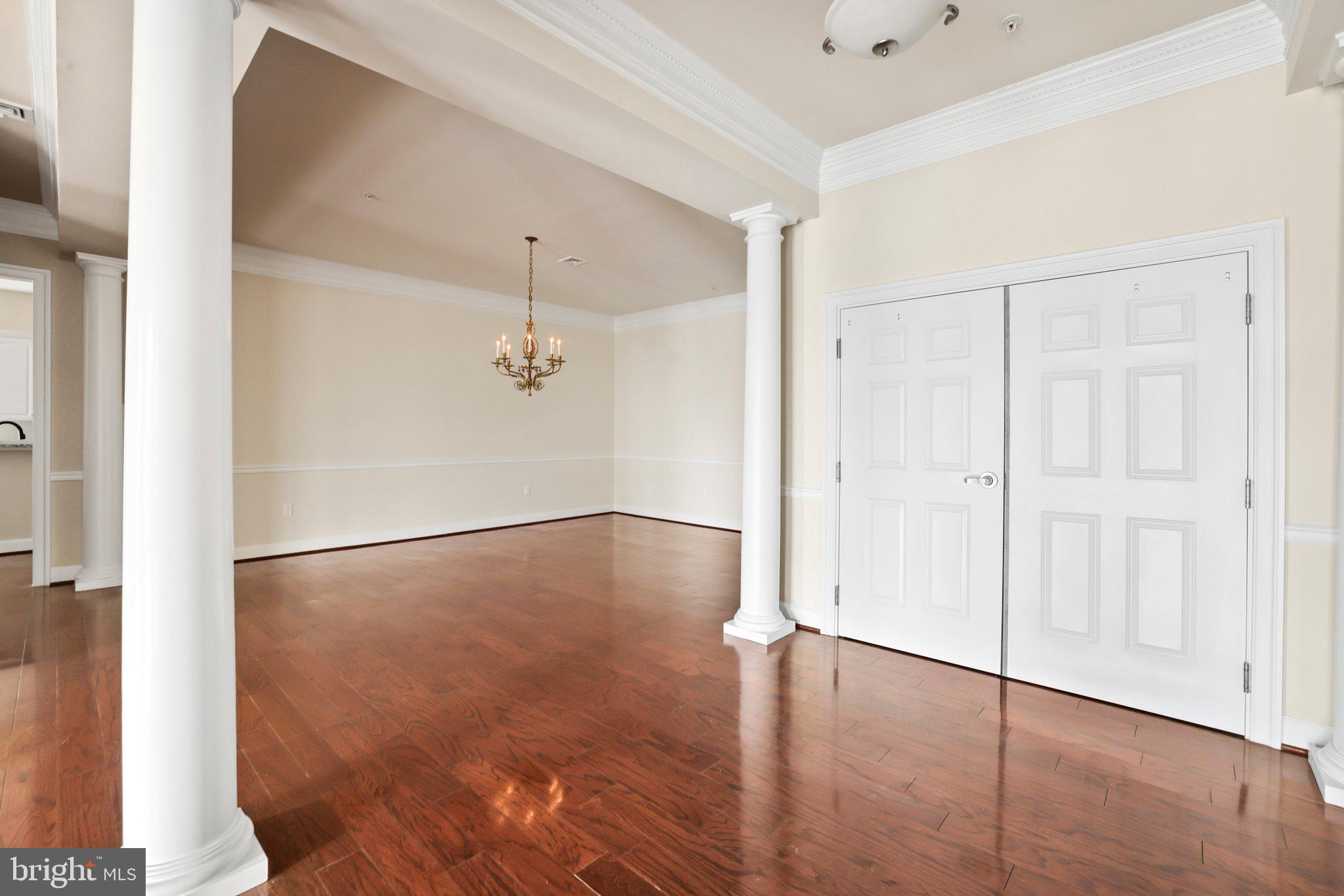 MONUMENT SQUARE CONDOMIN - Residential