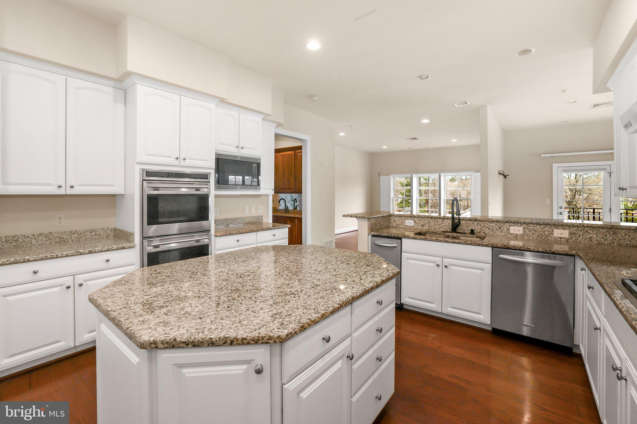 MONUMENT SQUARE CONDOMIN - Residential