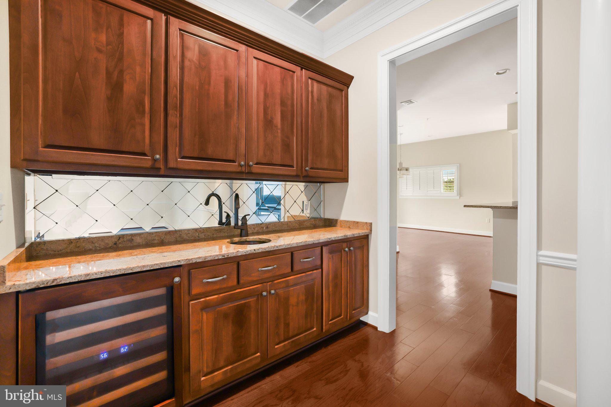 MONUMENT SQUARE CONDOMIN - Residential