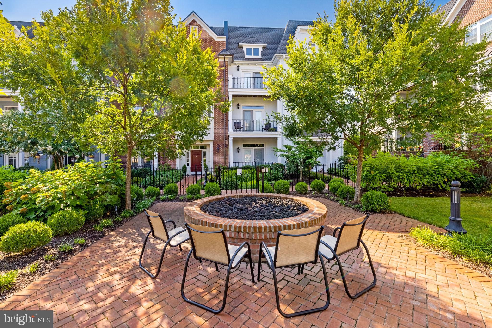 MONUMENT SQUARE CONDOMIN - Residential