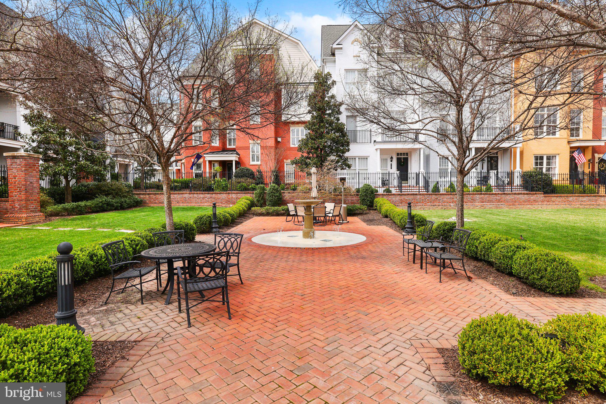 MONUMENT SQUARE CONDOMIN - Residential