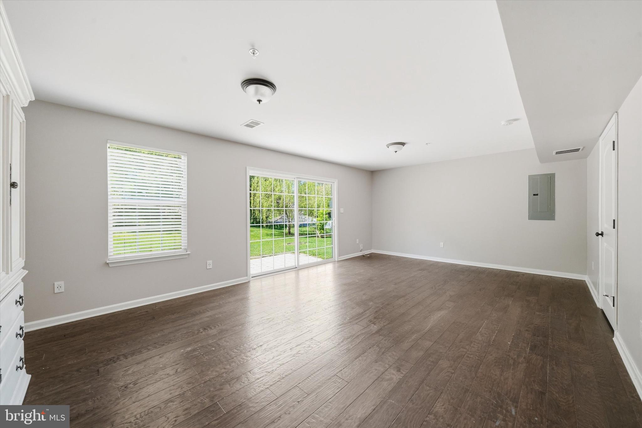 GREENE AT TWIN LAKES - Residential