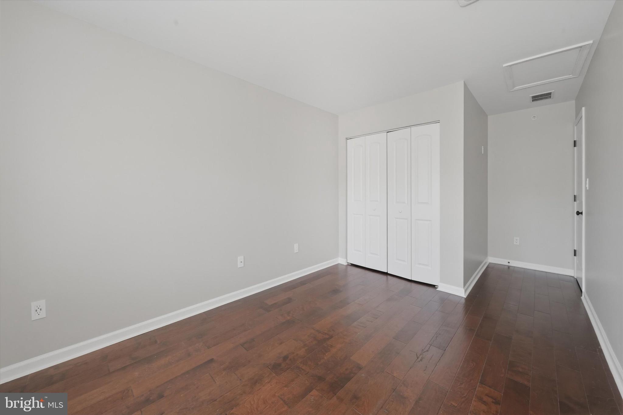 GREENE AT TWIN LAKES - Residential