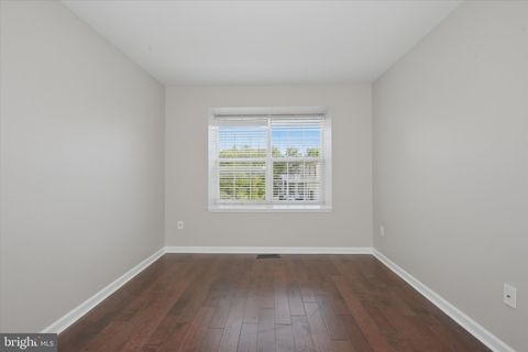 Tiny photo for 501 S Twin Lakes Boulevard, NEWARK, DE 19711 (MLS # DENC2102464)