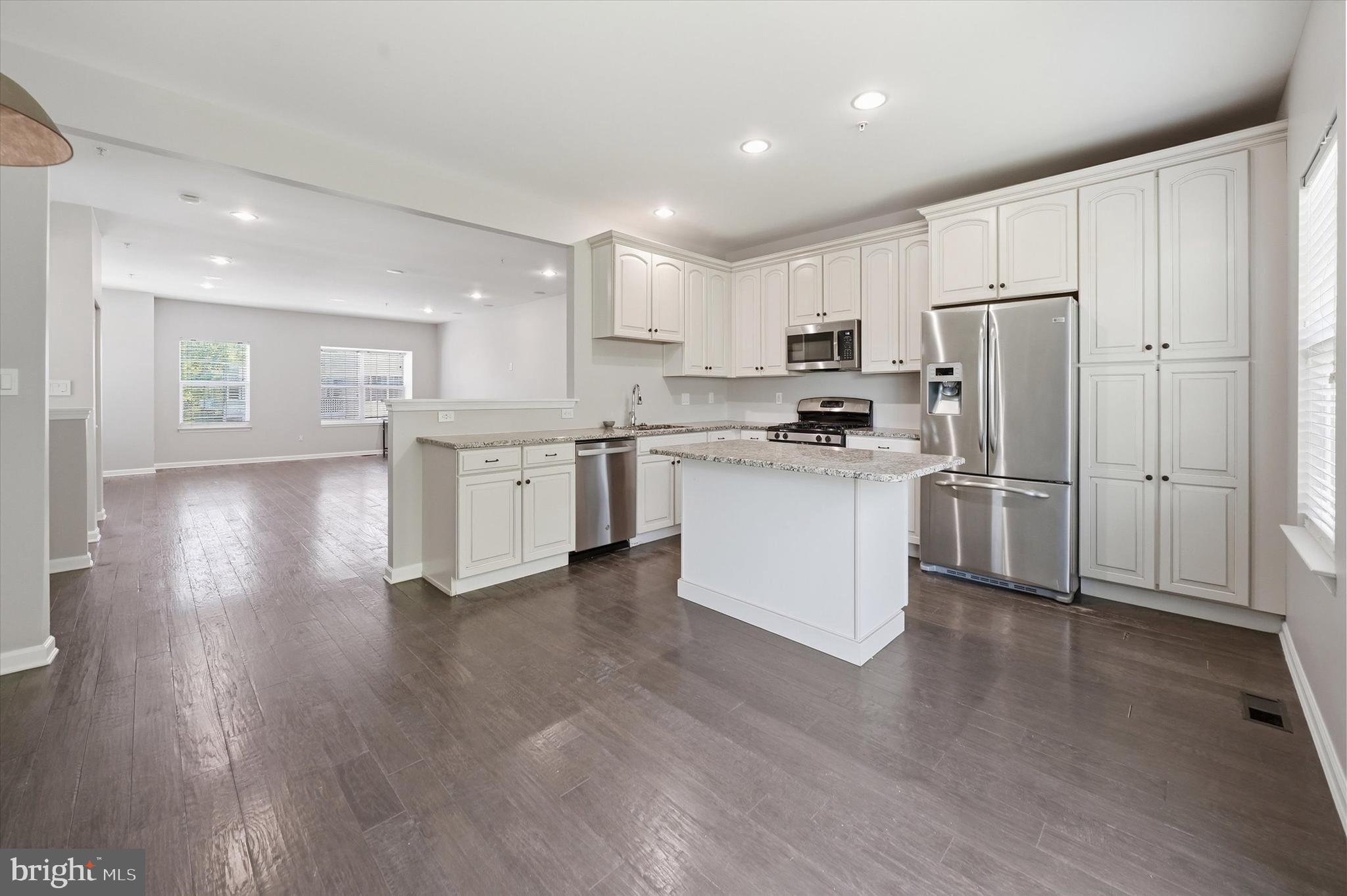 GREENE AT TWIN LAKES - Residential
