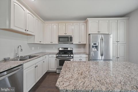 Tiny photo for 501 S Twin Lakes Boulevard, NEWARK, DE 19711 (MLS # DENC2102464)