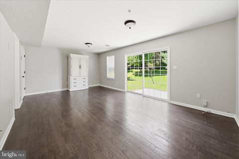 Tiny photo for 501 S Twin Lakes Boulevard, NEWARK, DE 19711 (MLS # DENC2102464)