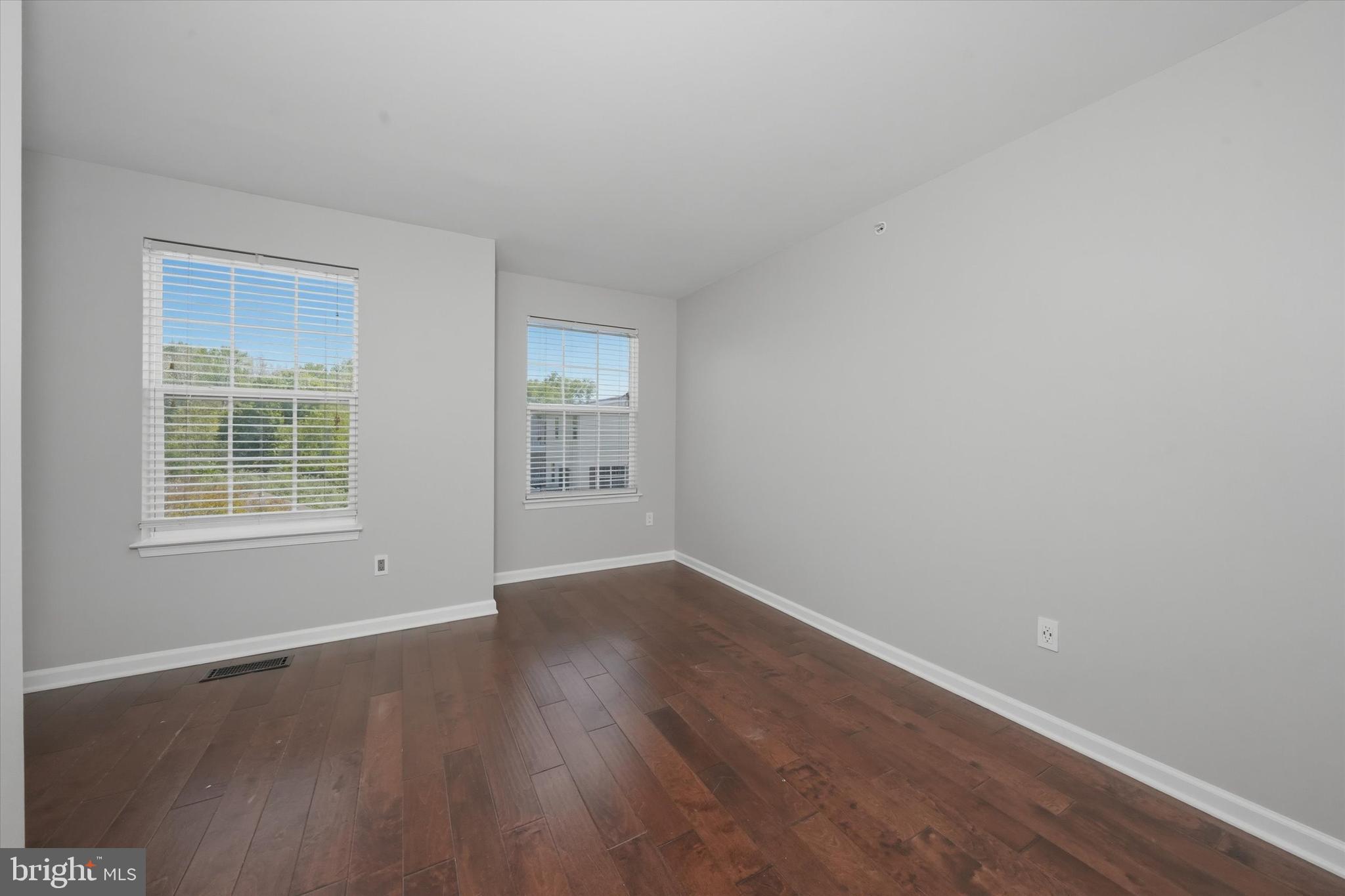 GREENE AT TWIN LAKES - Residential