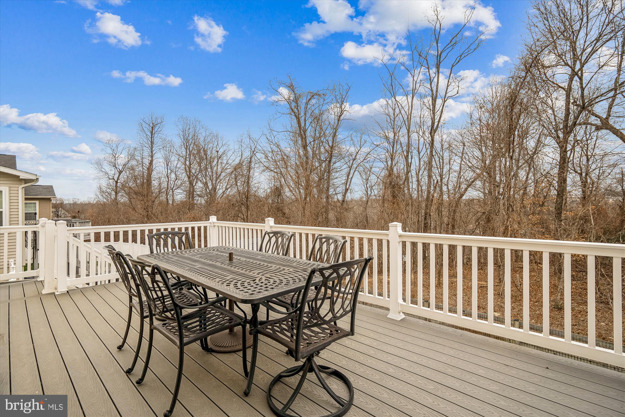 LEIGHLAND MEADOWS - Residential