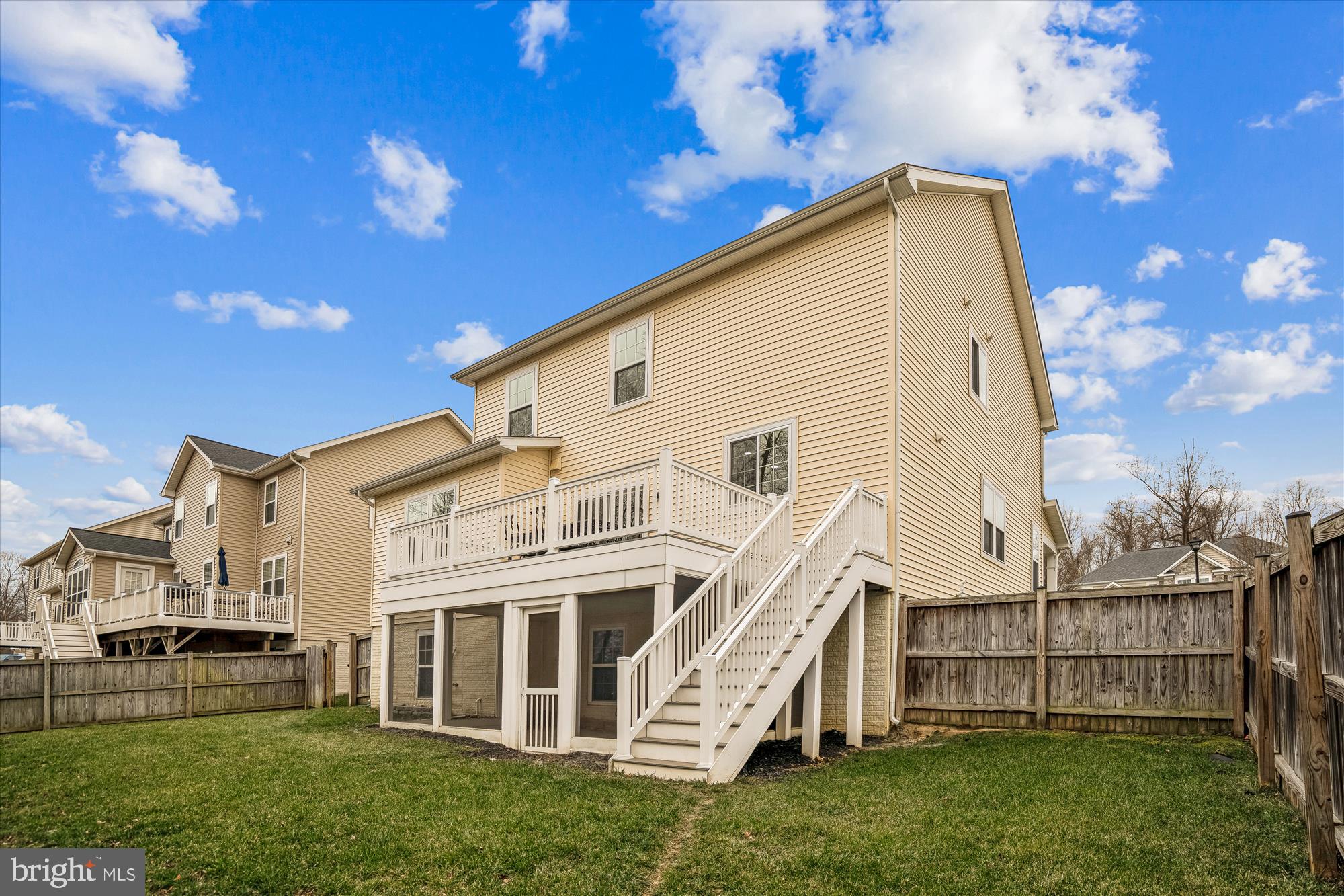 LEIGHLAND MEADOWS - Residential