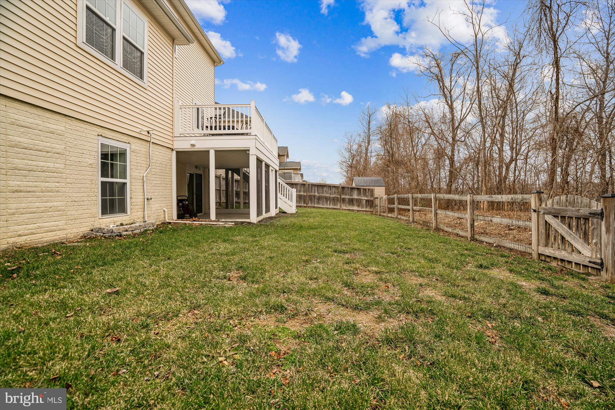 LEIGHLAND MEADOWS - Residential