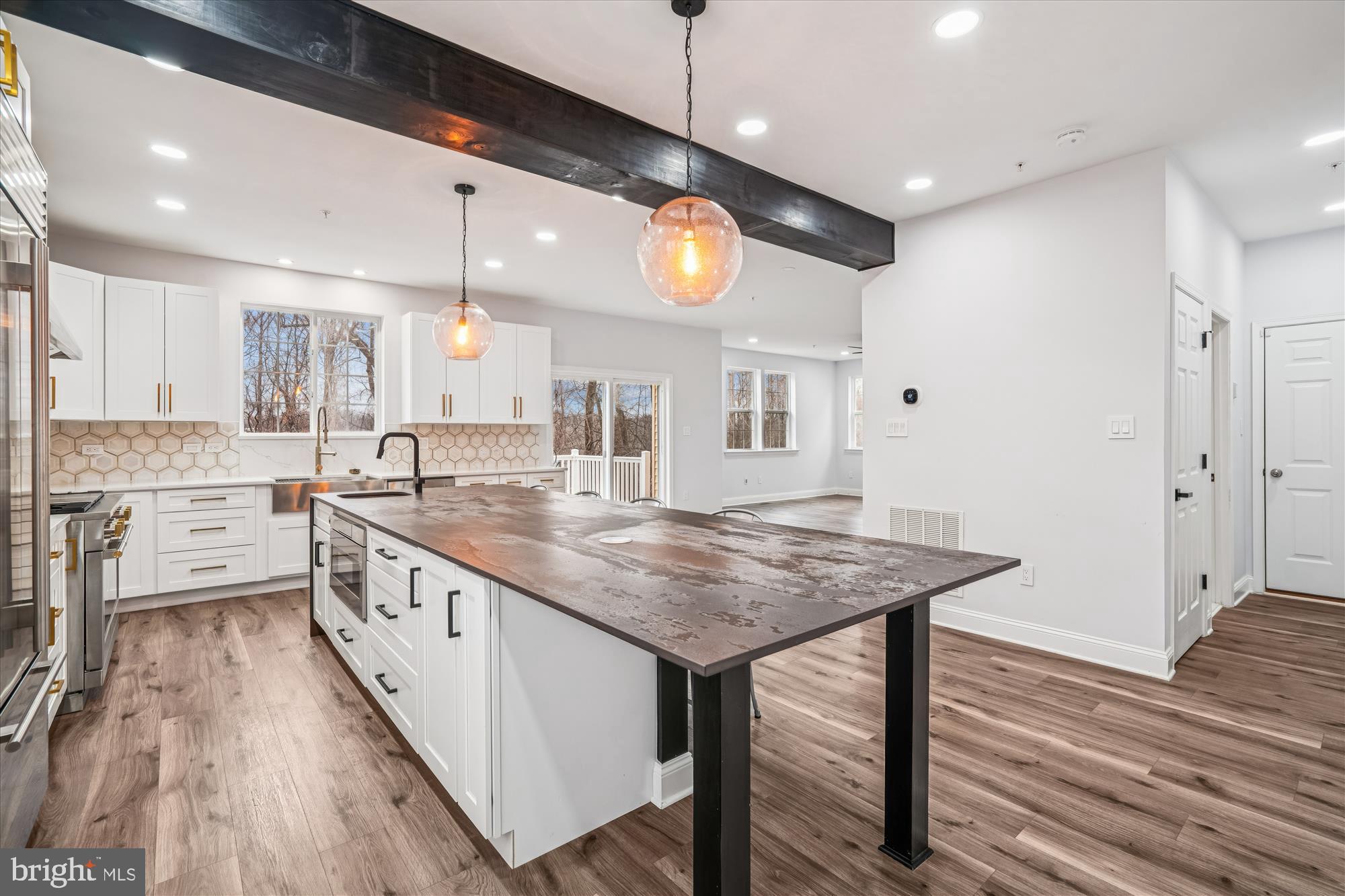 LEIGHLAND MEADOWS - Residential