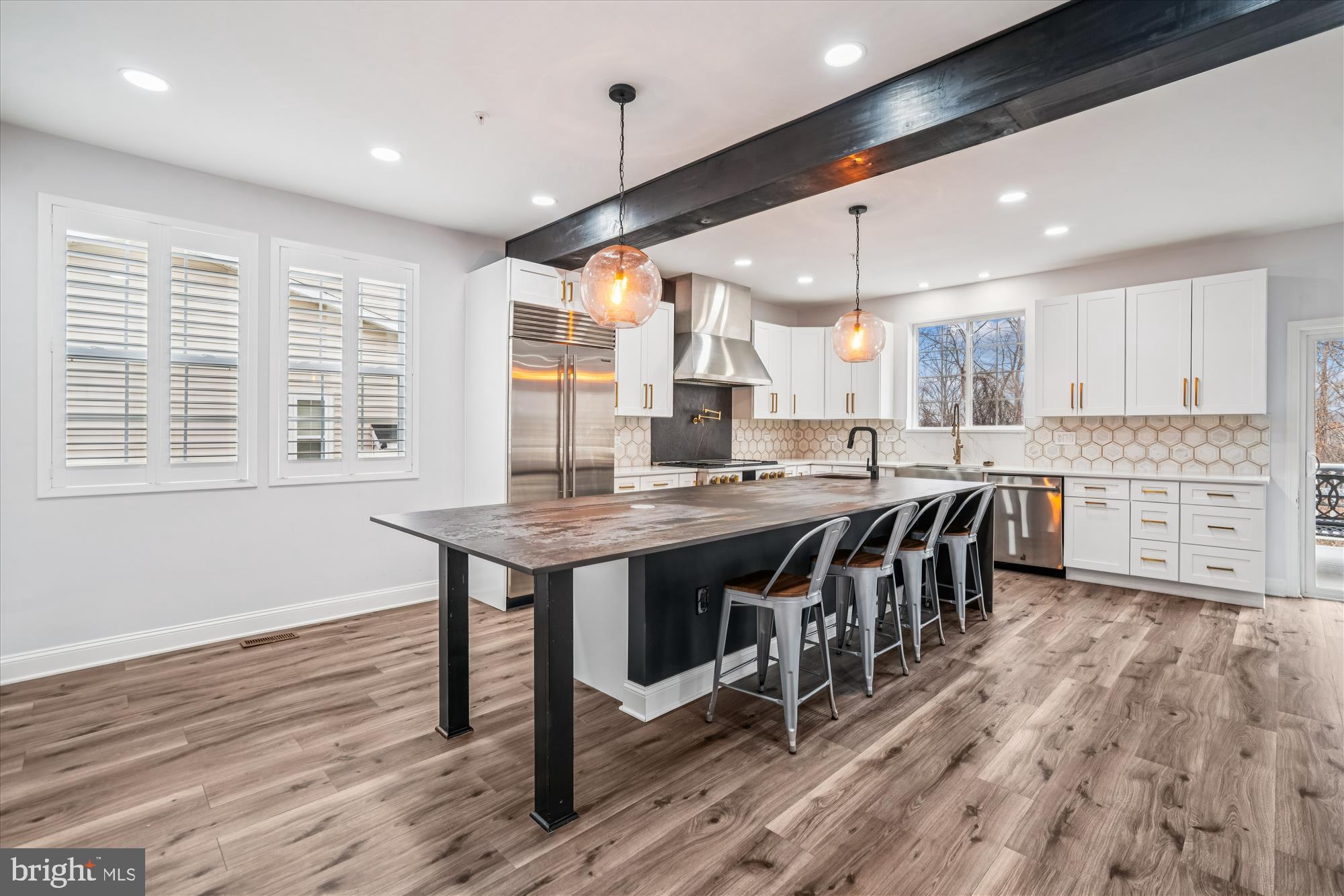 LEIGHLAND MEADOWS - Residential