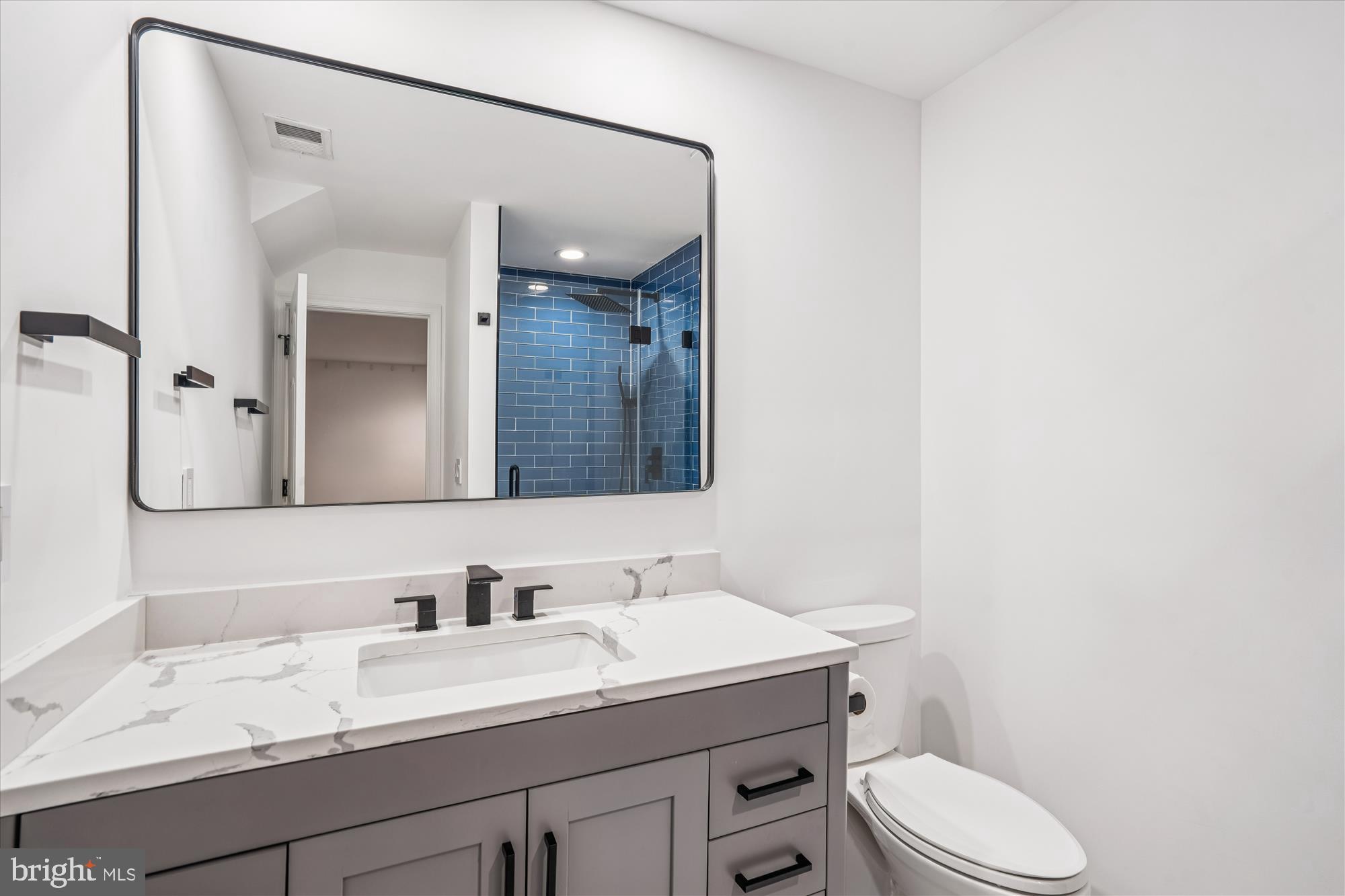 LEIGHLAND MEADOWS - Residential