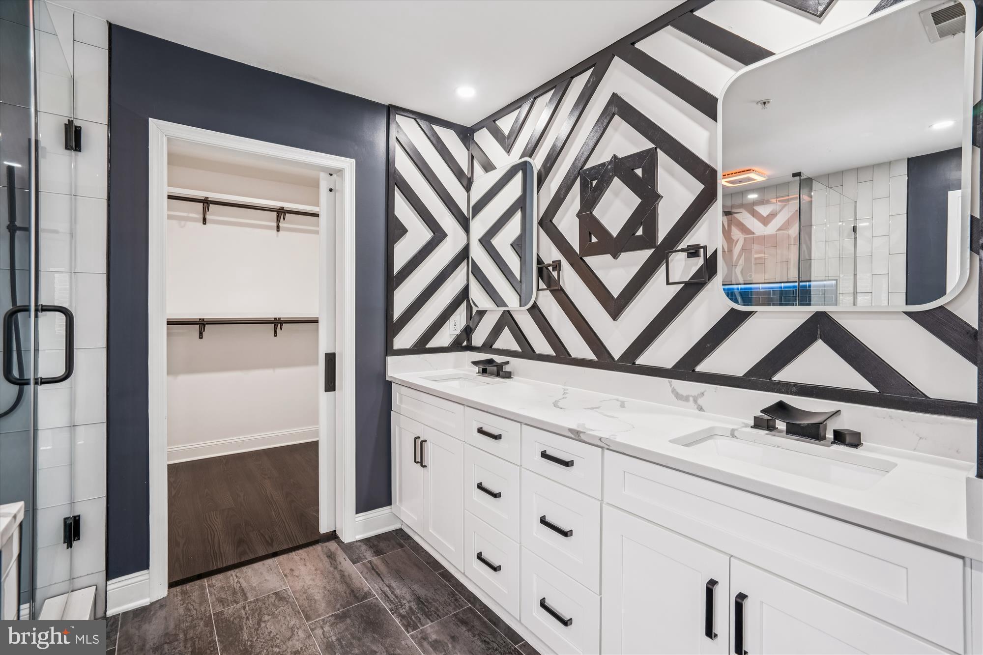 LEIGHLAND MEADOWS - Residential