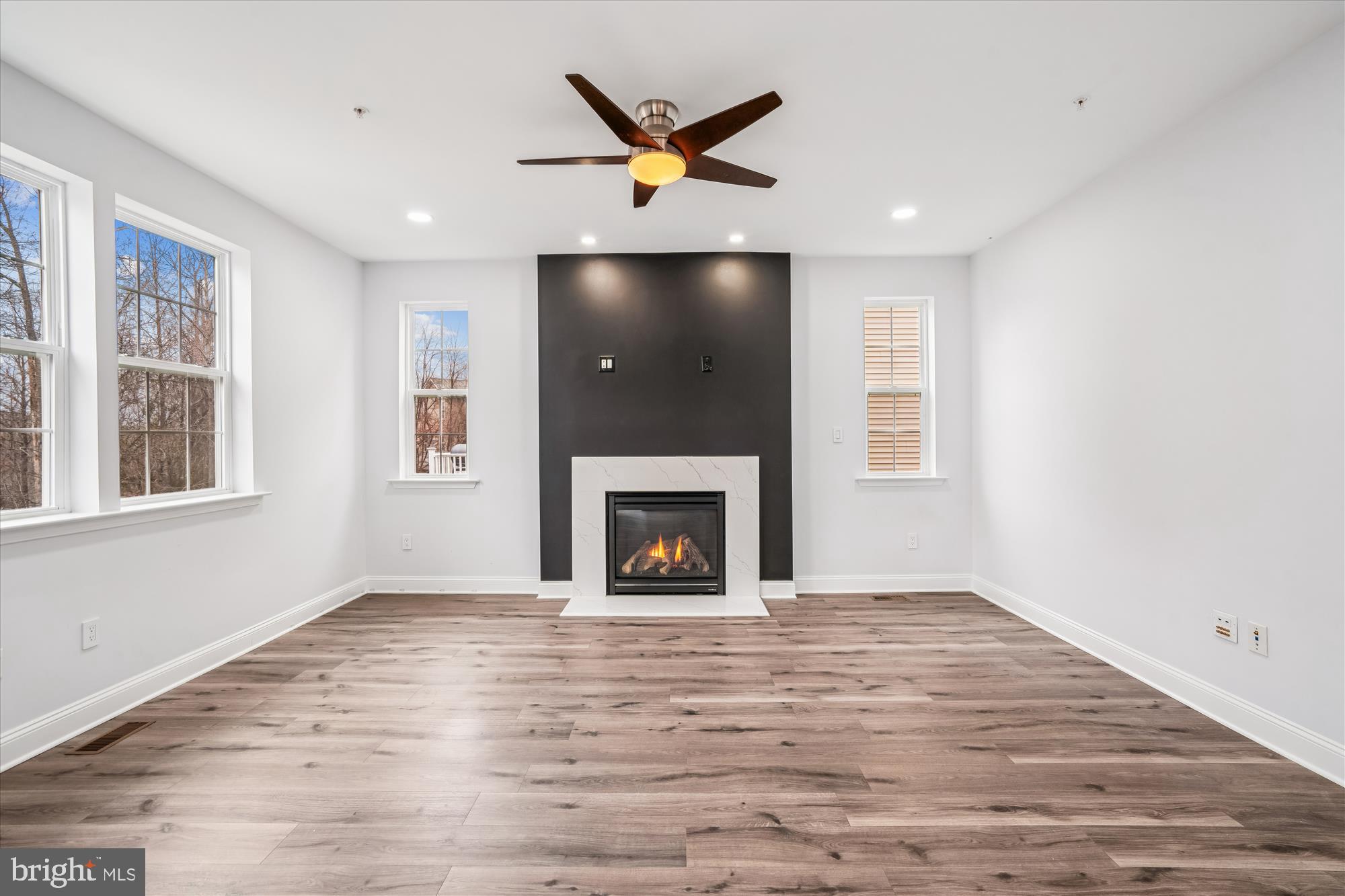 LEIGHLAND MEADOWS - Residential