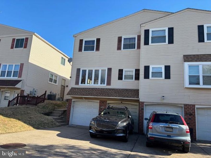 Welcome to this 2 bedrooms with 2 full baths located in the Scothbrook neighborhood. Modern kitchen with all stainless steel appliances.  Roof about 3 years old. Washer about 3 years old.  All vinyl replacement windows.  This home includes Refrigerator, Washer and Dryer.  Needs TLC.