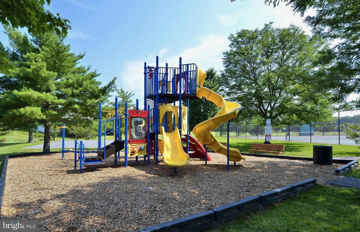 WINTERGATE AT LONGMEAD CROSSING - Residential