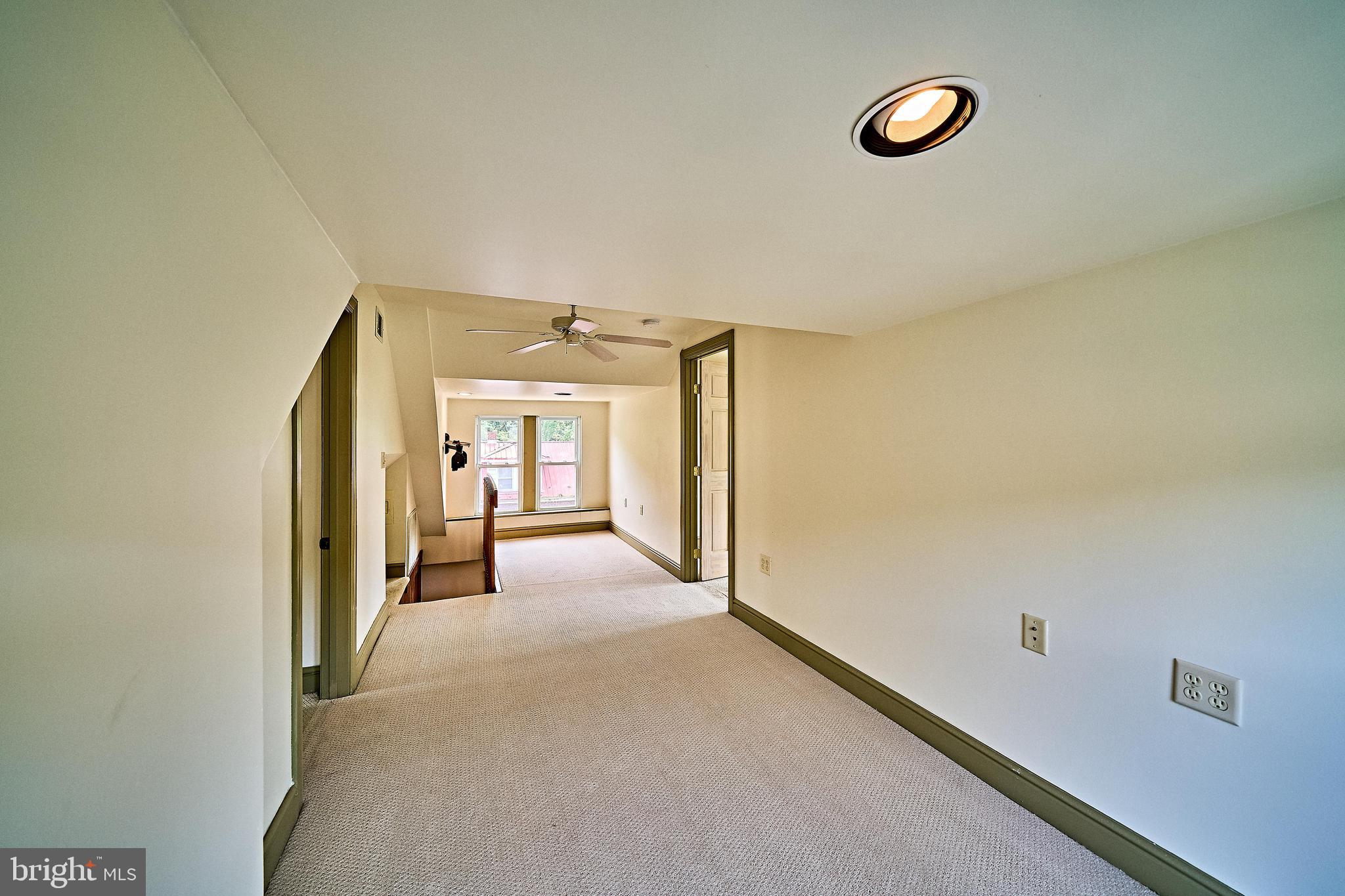 NORTH END - Residential