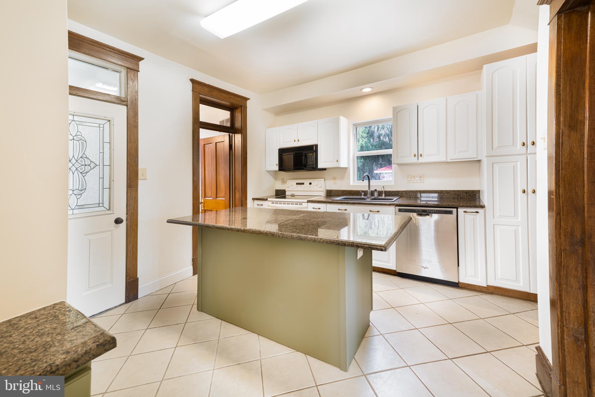 NORTH END - Residential