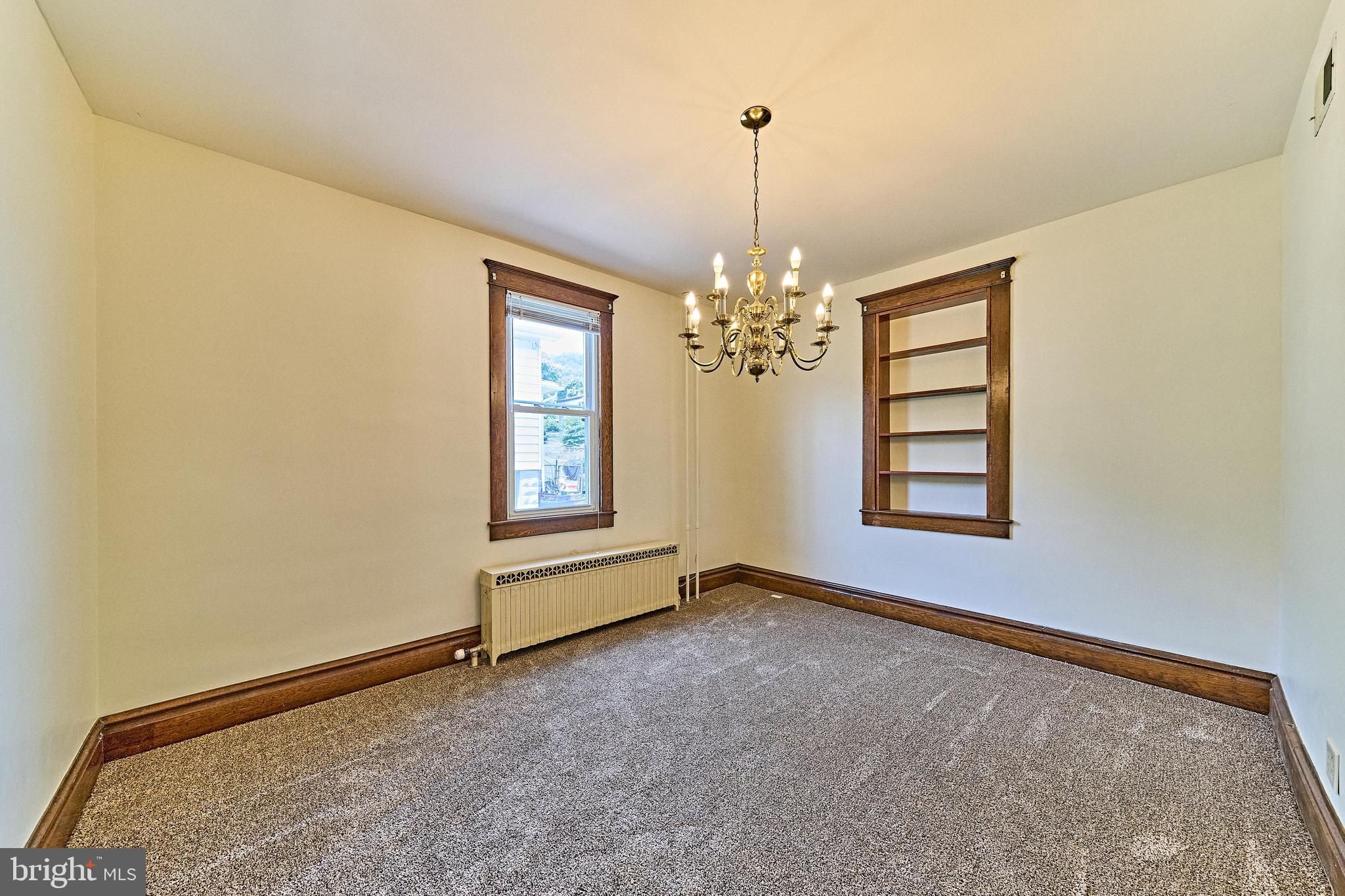 NORTH END - Residential