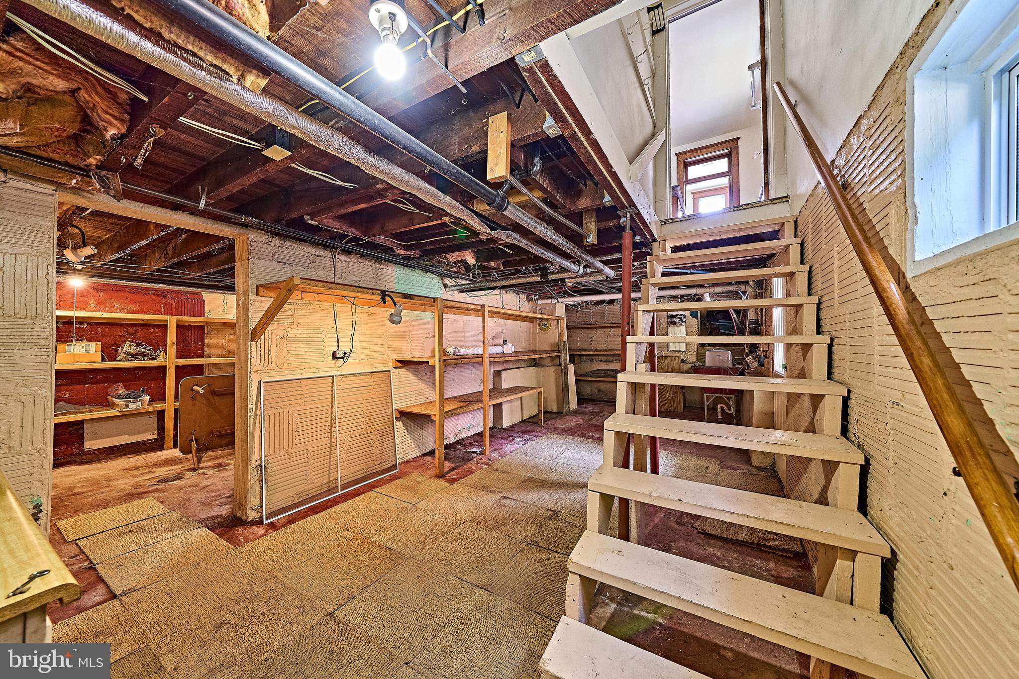 NORTH END - Residential