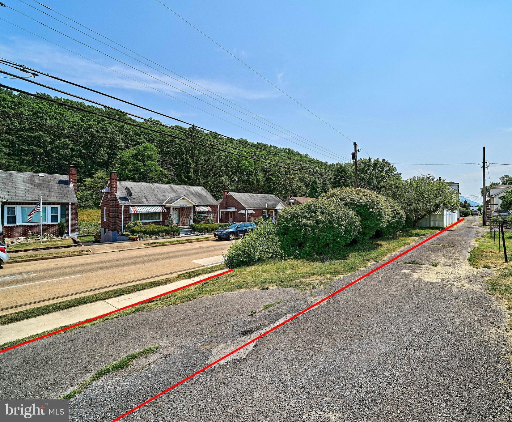 NORTH END - Residential