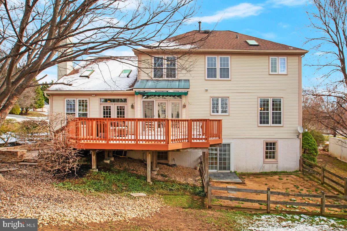 MONTGOMERY MEADOWS - Residential