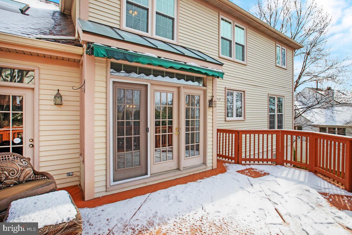 MONTGOMERY MEADOWS - Residential