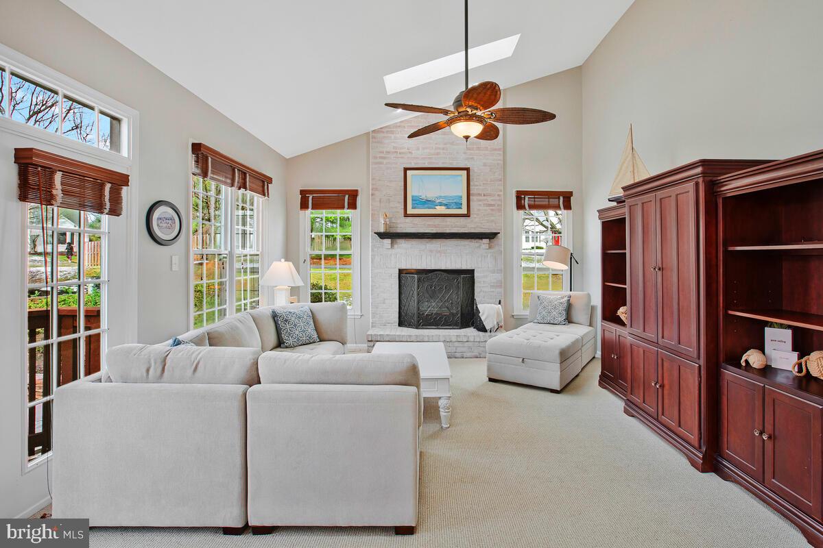 MONTGOMERY MEADOWS - Residential