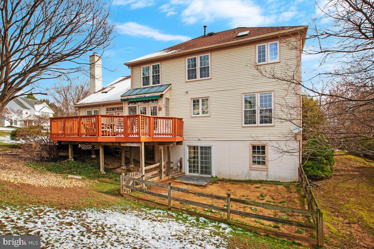 MONTGOMERY MEADOWS - Residential