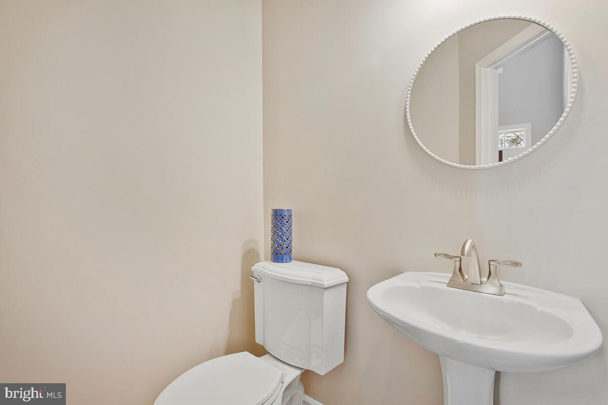 MONTGOMERY MEADOWS - Residential