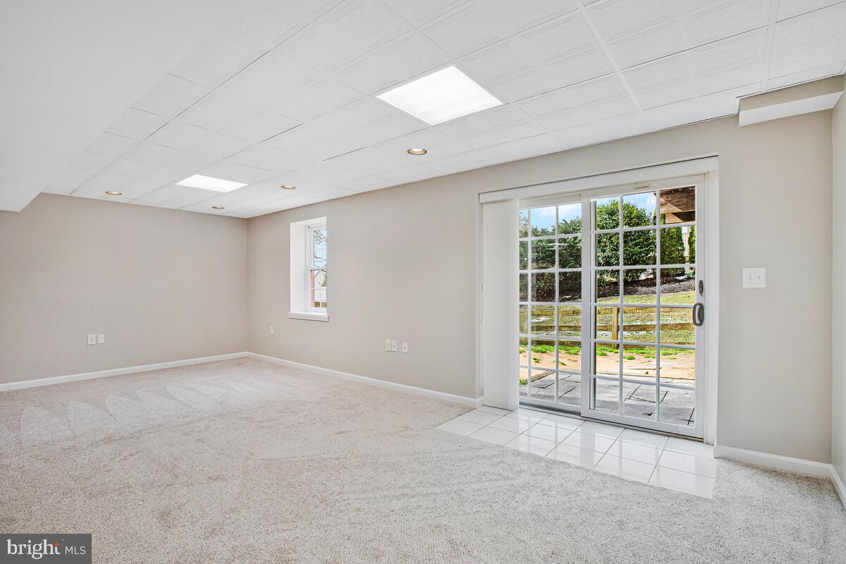 MONTGOMERY MEADOWS - Residential