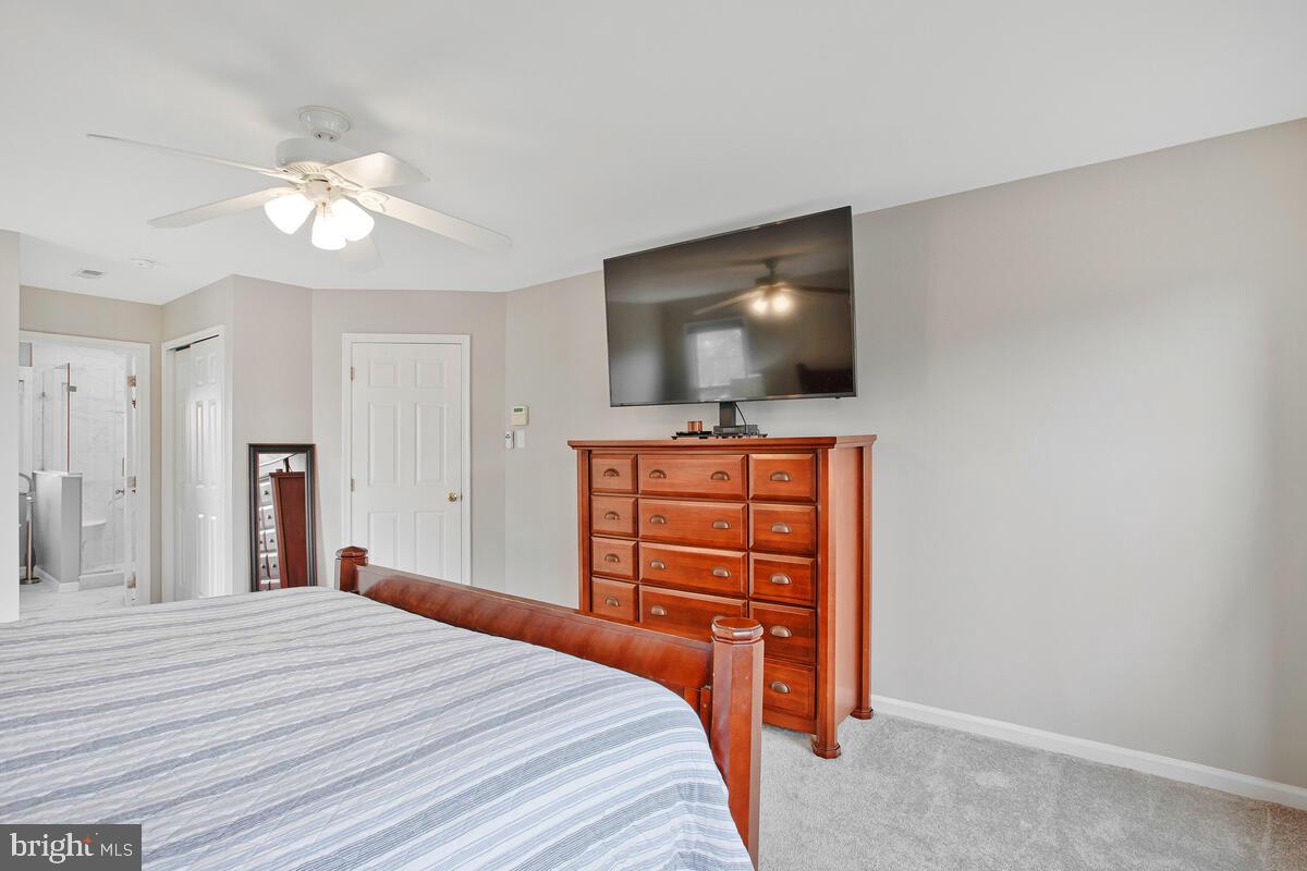 MONTGOMERY MEADOWS - Residential