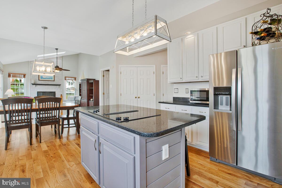 MONTGOMERY MEADOWS - Residential