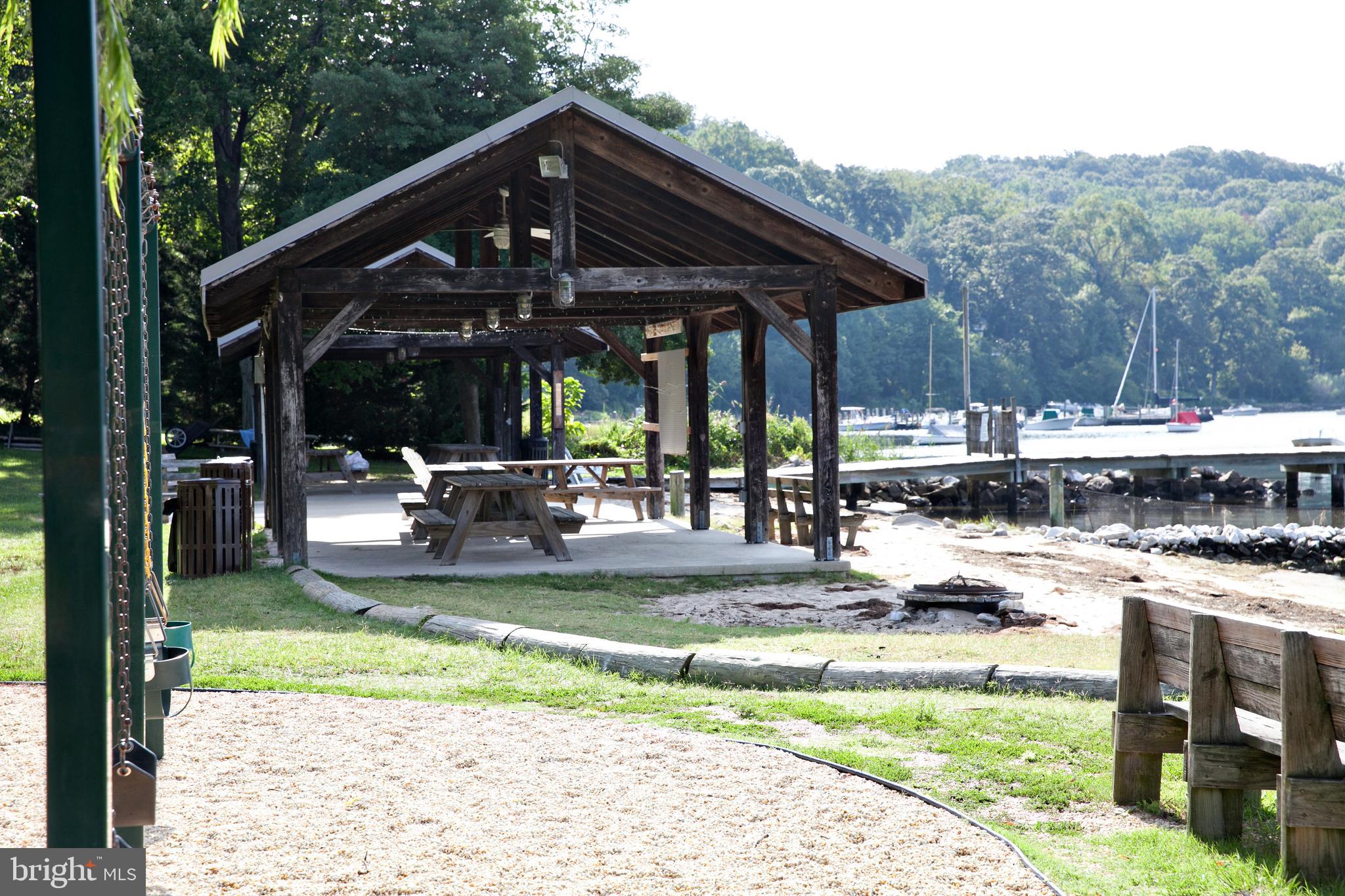 ROUND BAY - Residential